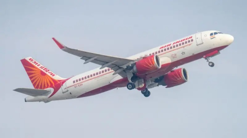 एयर इण्डियाले उडिरहेका विमानलाई फिर्ता बोलायो