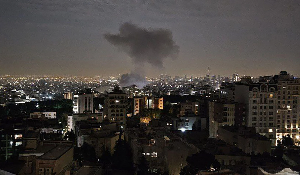 इजरायलद्वारा इरानको आणविक रियाक्टरमा हमला