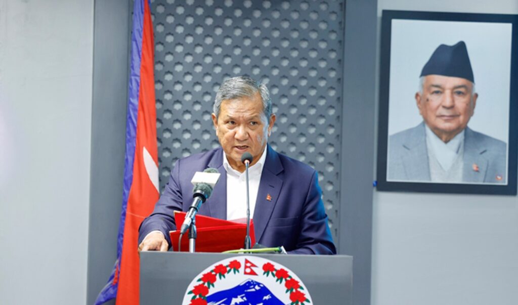 गृहमन्त्रीको राजीनामा आउँदैन : सञ्चार मन्त्री गुरुङ