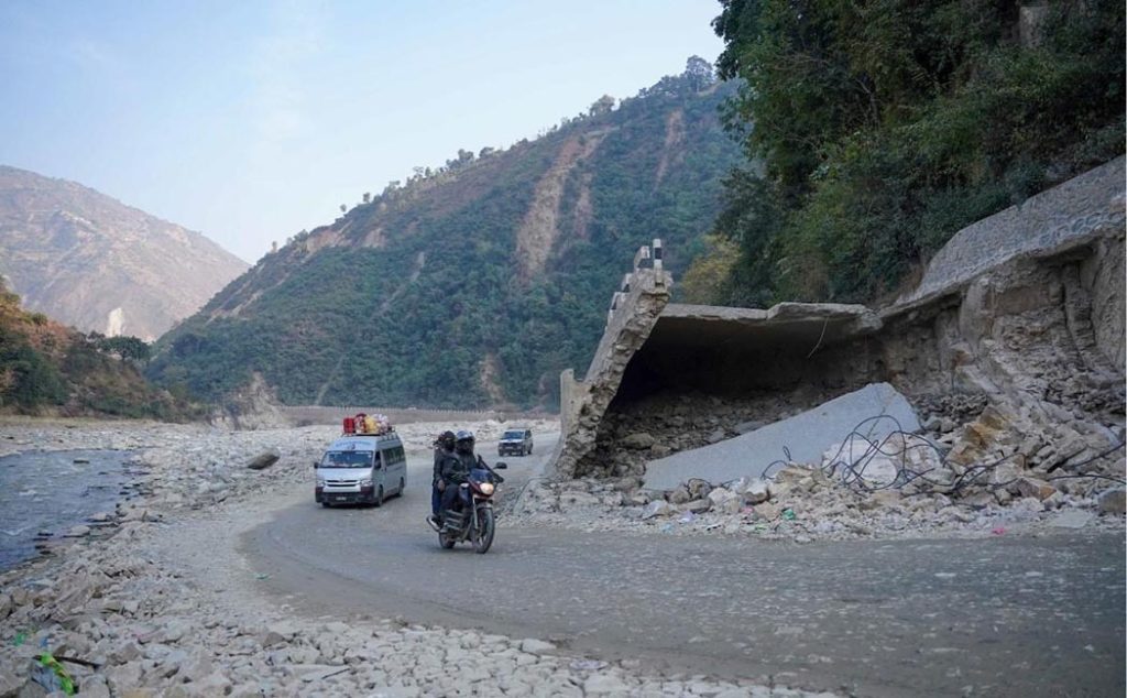 चाडपर्वमा बिपी राजमार्ग २४ सै घण्टा सञ्चालनमा