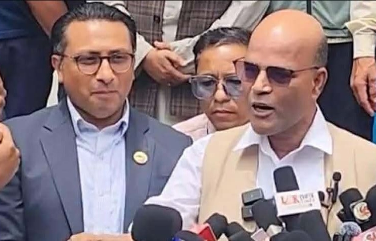 पूर्व कांग्रेस नेता अमरेशकुमार सिंह रास्वपा प्रवेश - MirrorNepal.com
