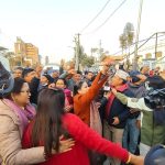 निर्वाचन आयोग परिसरमा कांग्रेसका दुई पक्षको प्रदर्शन