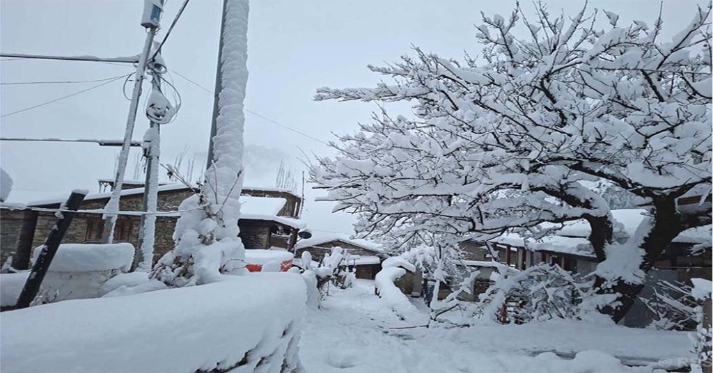 हिमपातका कारण हिमाली भेगको जनजीवन निकै कष्ठकर