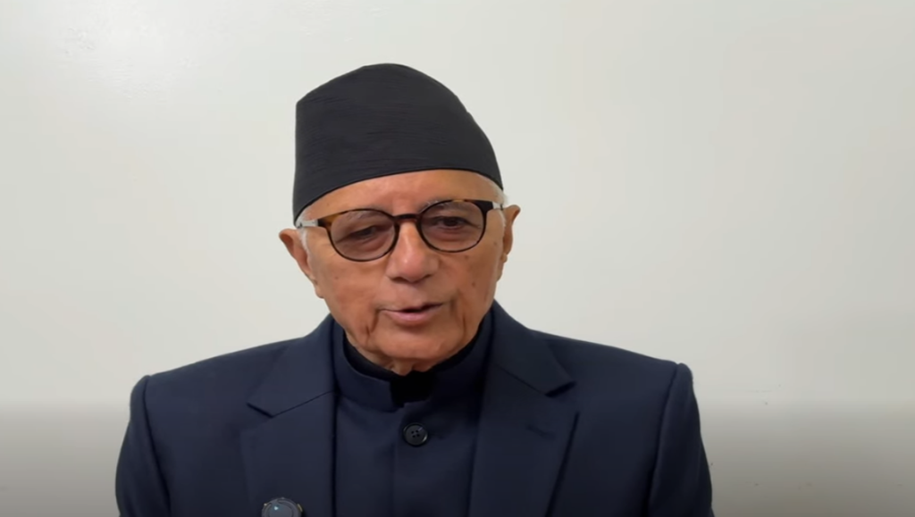 शेखर कोइराला पनि आफू निकट केन्द्रीय सदस्यसँग छलफलमा