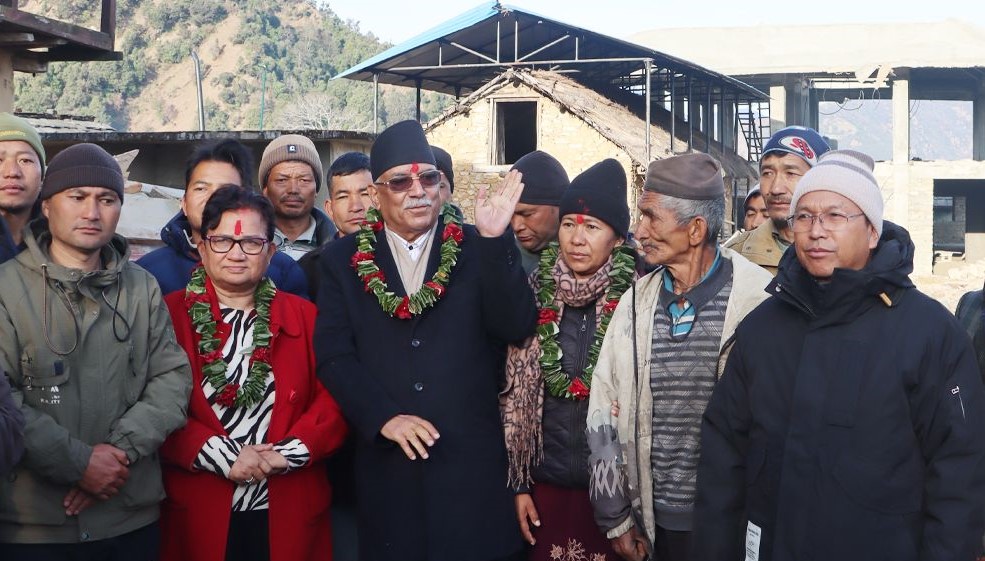 संयोजक प्रचण्ड मतदाता भेटघाटको क्रममा पुगे चुनबाङ