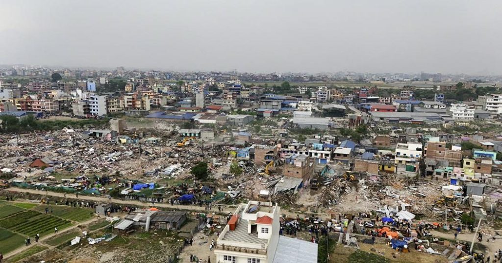 गोठाटार र मनोहराका सुकुम्बासी बस्तीमा चलाइयो डोजर
